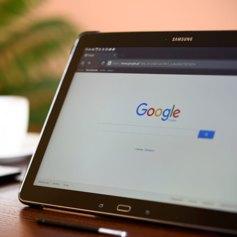 hoer in google tablet met google er op